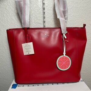 NWT Loli Large Tote hotchili (611)